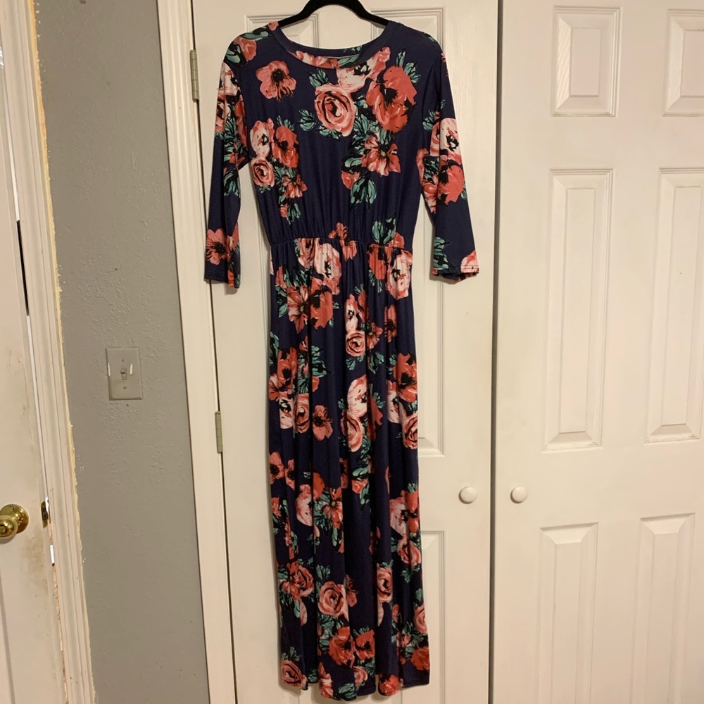 Navy floral Maxi Dress